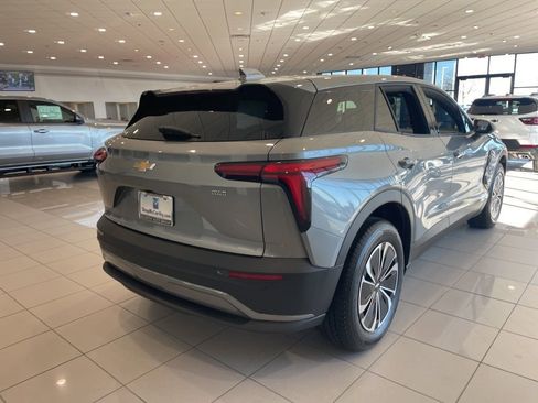 New 2025 Chevrolet Blazer EV LT image 3