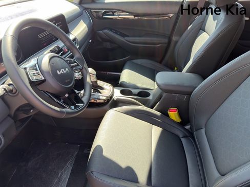 New 2026 Kia Seltos EX FWD image 10
