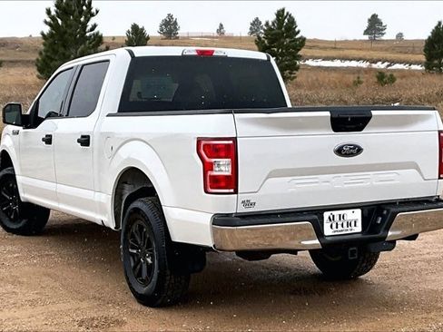 Used 2019 Ford F150 XLT w/ Trailer Tow Package image 4