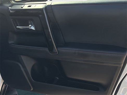 Used 2024 Toyota 4Runner TRD Off-Road image 10