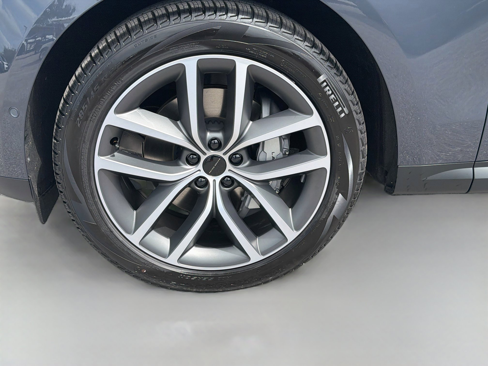 New 2027 Land Rover Range Rover Sport SE AWD/4WD image 43