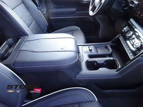 New 2026 GMC Sierra 2500 AT4X image 21