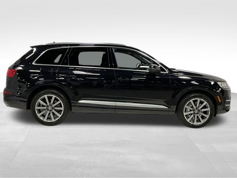 Used 2017 Audi Q7 3.0T Premium Plus AWD/4WD image 4