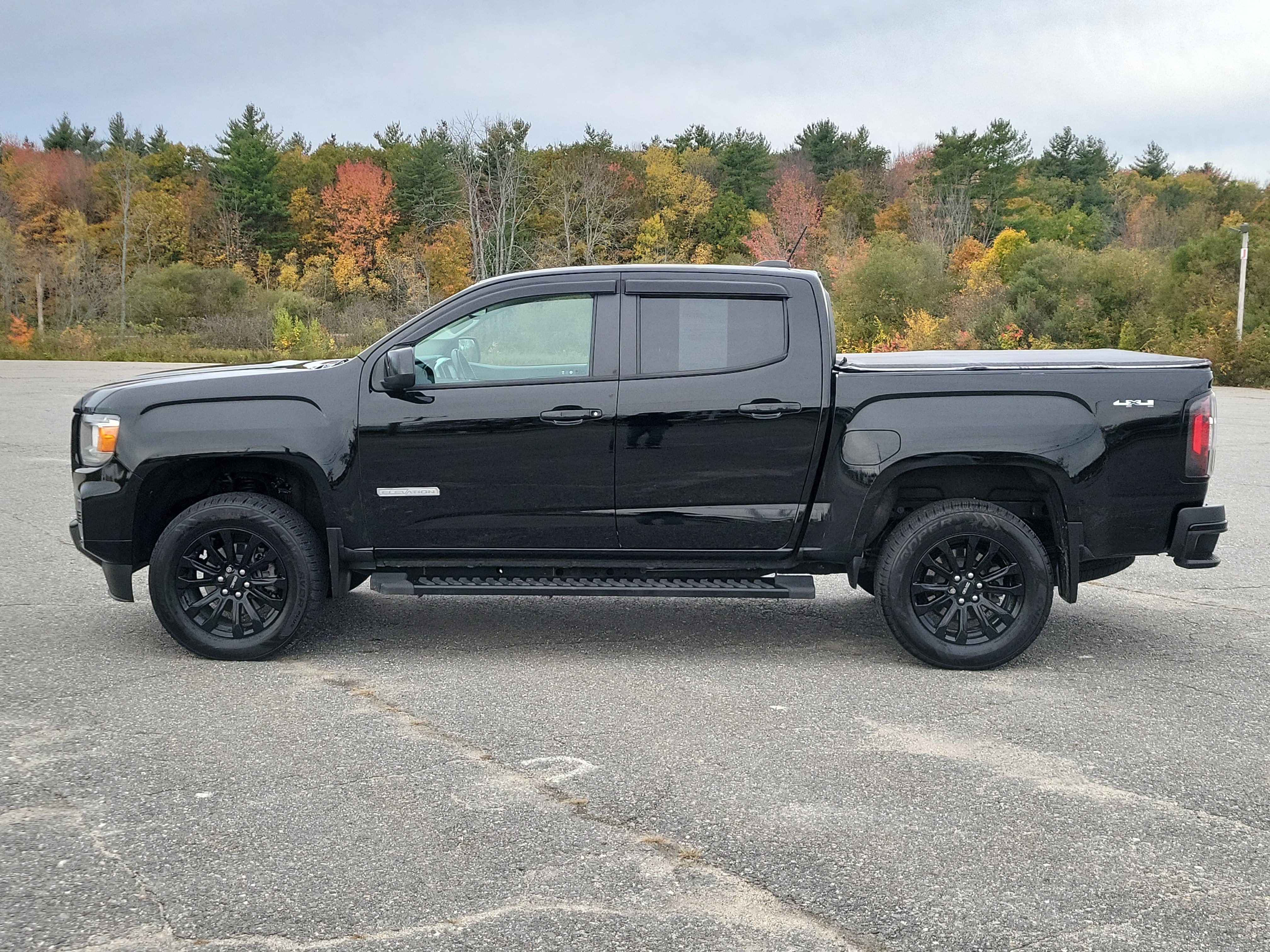 Used 2021 GMC Canyon Elevation w/ High Elevation Package AWD/4WD image 8