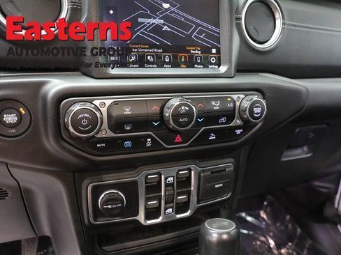 Used 2023 Jeep Wrangler Unlimited Sahara w/ Dual Top Group AWD/4WD image 20