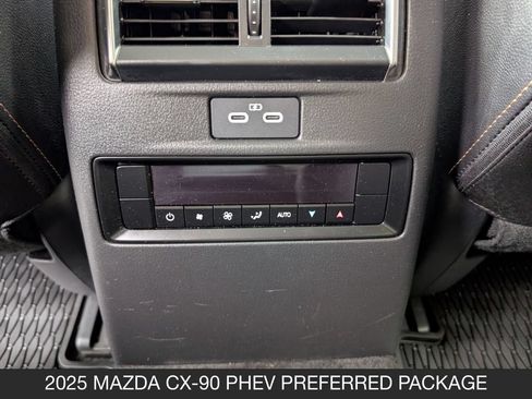 Used 2025 MAZDA CX-90 Plug-In Hybrid w/ Preferred AWD/4WD image 18