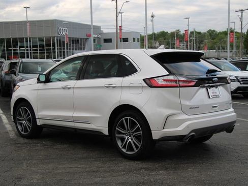 Used 2019 Ford Edge Titanium w/ Equipment Group 301A image 3