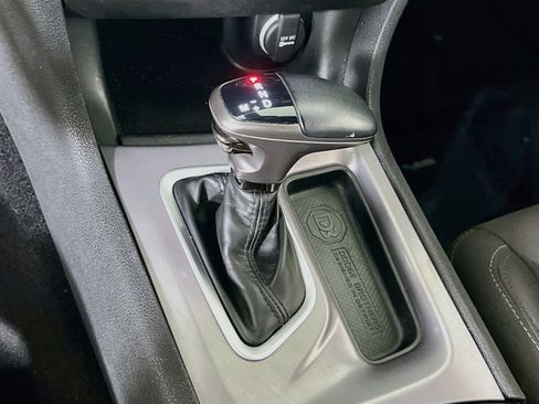 Used 2022 Dodge Charger R/T RWD image 16