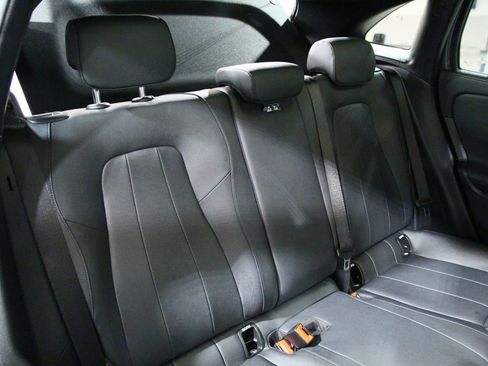 Used 2025 Mercedes-Benz GLA 250 4MATIC image 26