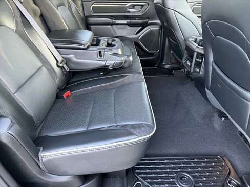 Used 2025 RAM 1500 Laramie image 16