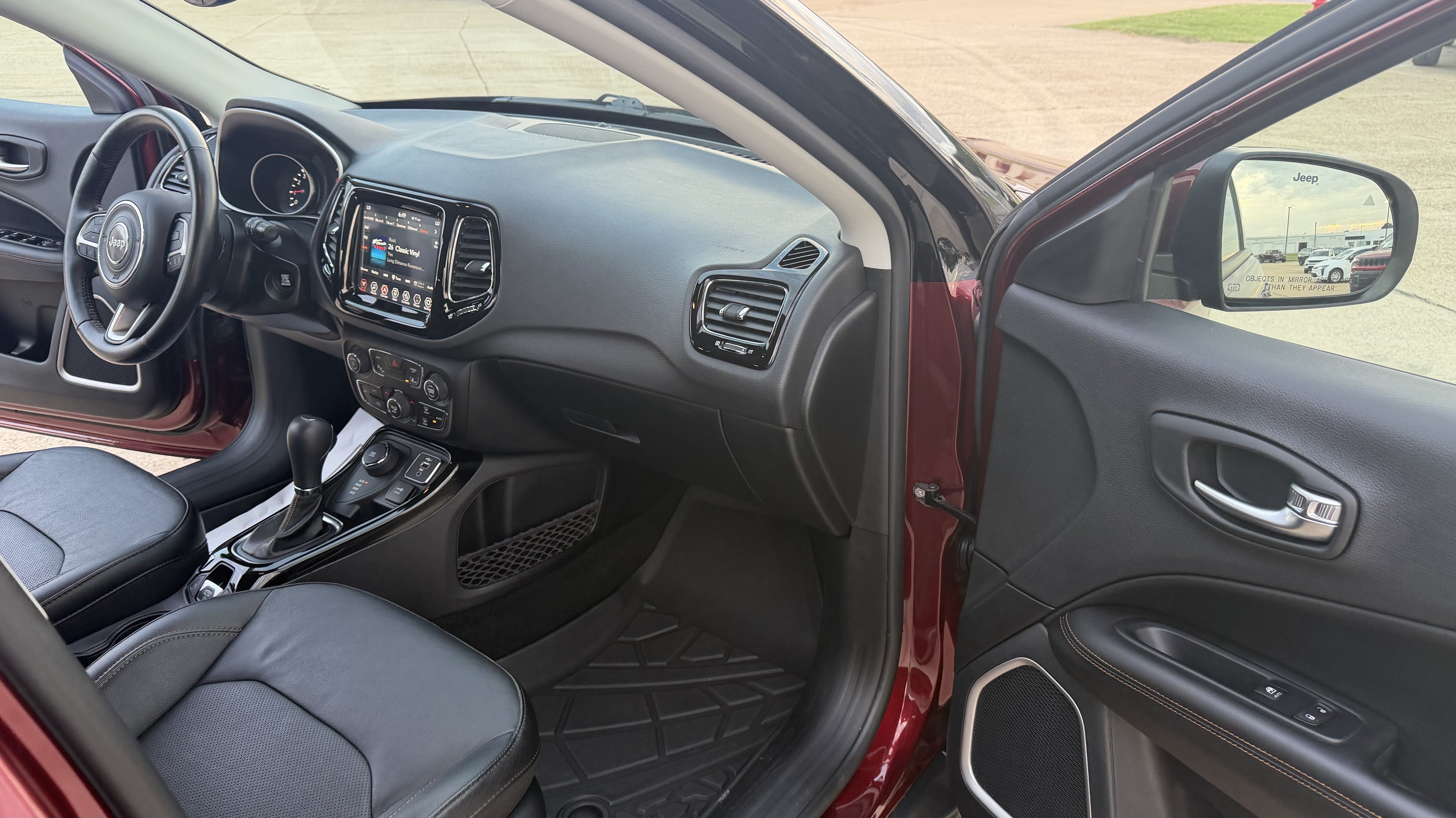 Used 2021 Jeep Compass Limited AWD/4WD image 26