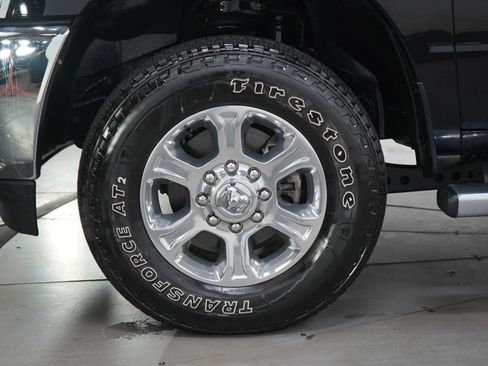Used 2024 RAM 2500 Big Horn w/ Level 2 Equipment Group AWD/4WD image 27