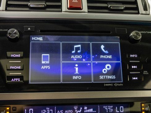 Used 2017 Subaru Outback 2.5i Premium AWD/4WD image 26