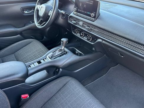 Used 2024 Honda HR-V Sport image 19