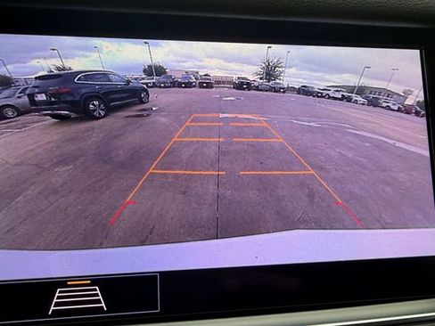 Used 2020 Cadillac XT5 Premium Luxury FWD image 9