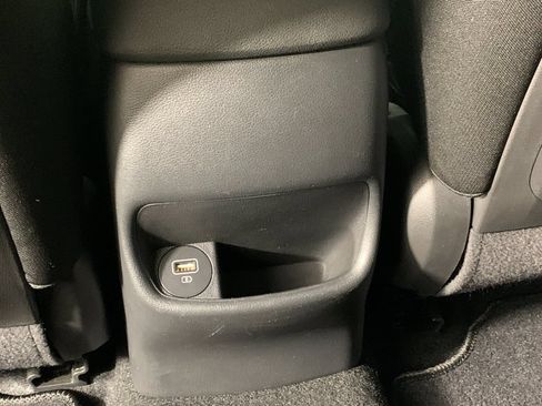Used 2023 Hyundai Kona SE FWD image 32