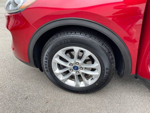 Used 2022 Ford Escape SE w/ Convenience Package FWD image 19