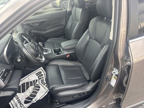 Used 2024 Subaru Outback Limited image 12