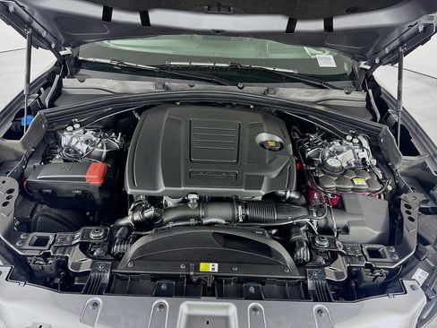 New 2026 Jaguar F-PACE R-Dynamic S image 30