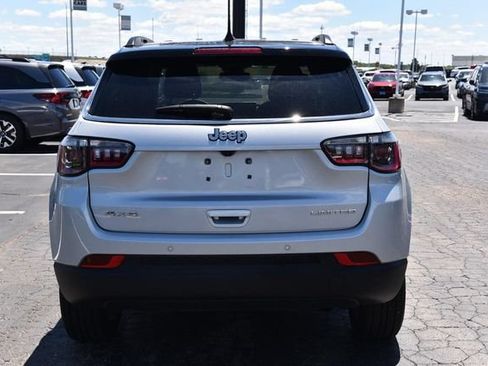 Used 2025 Jeep Compass Limited AWD/4WD image 6