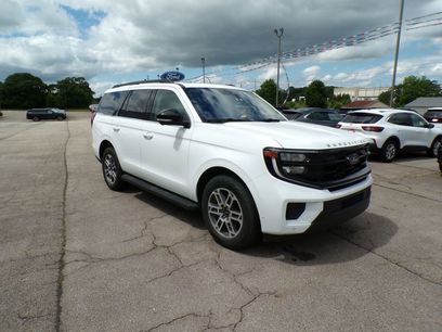 Used 2025 Ford Expedition Active
