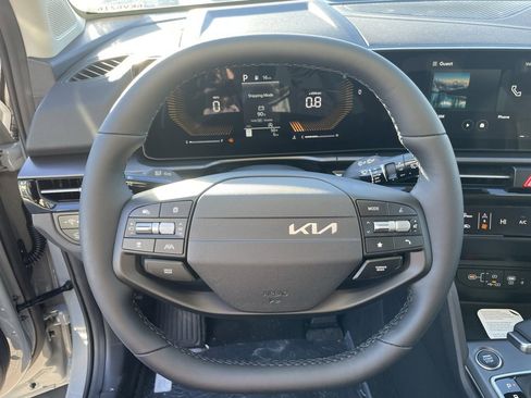 New 2026 Kia Sportage EX image 13