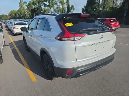 Used 2025 Mitsubishi Eclipse Cross AWD image 3