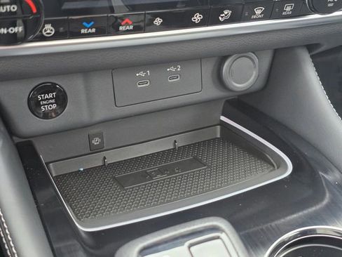 New 2026 Nissan Rogue Platinum AWD/4WD image 28