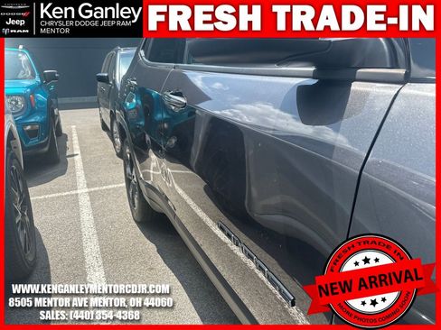 Used 2020 Jeep Compass Latitude AWD/4WD image 12