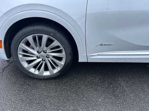 New 2026 Buick Envision Avenir image 3