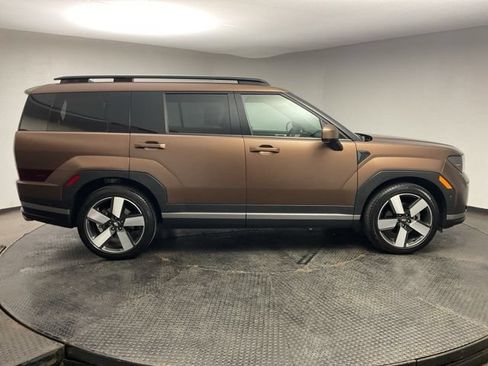 Used 2024 Hyundai Santa Fe Limited AWD/4WD image 8
