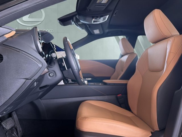 Certified 2025 Lexus RX 350 Premium w/ Accessory Package (Z1) FWD image 7