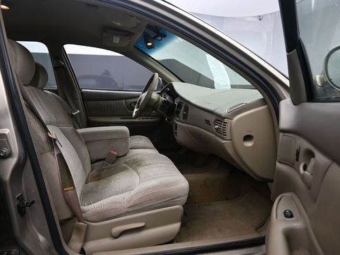 Used 2000 Buick Century Custom w/ Premium Opt Pkg image 20