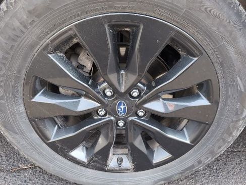 Used 2023 Subaru Outback Onyx Edition image 9