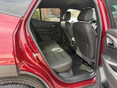 Used 2024 Chevrolet Trax RS w/ Driver Confidence Package image 23