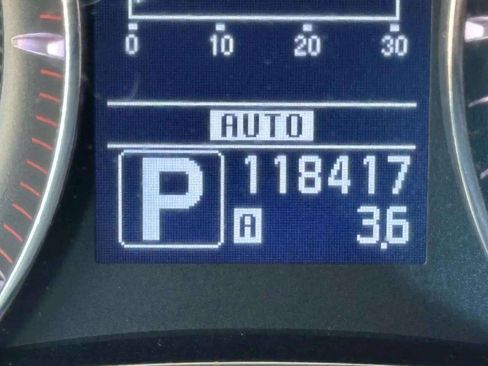 Used 2011 INFINITI QX56 4WD w/ Theater Pkg image 29