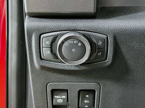 Used 2019 Ford F150 XLT w/ Equipment Group 301A Mid AWD/4WD image 12