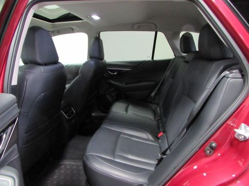 Used 2024 Subaru Outback Limited XT AWD/4WD image 15