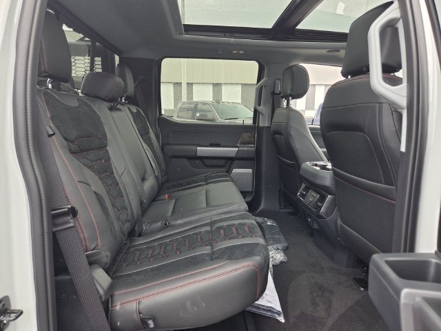 New 2026 Ford F250 Lariat w/ Black Appearance Package AWD/4WD image 17