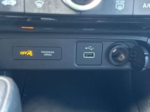 Used 2024 Honda Civic Sport image 32