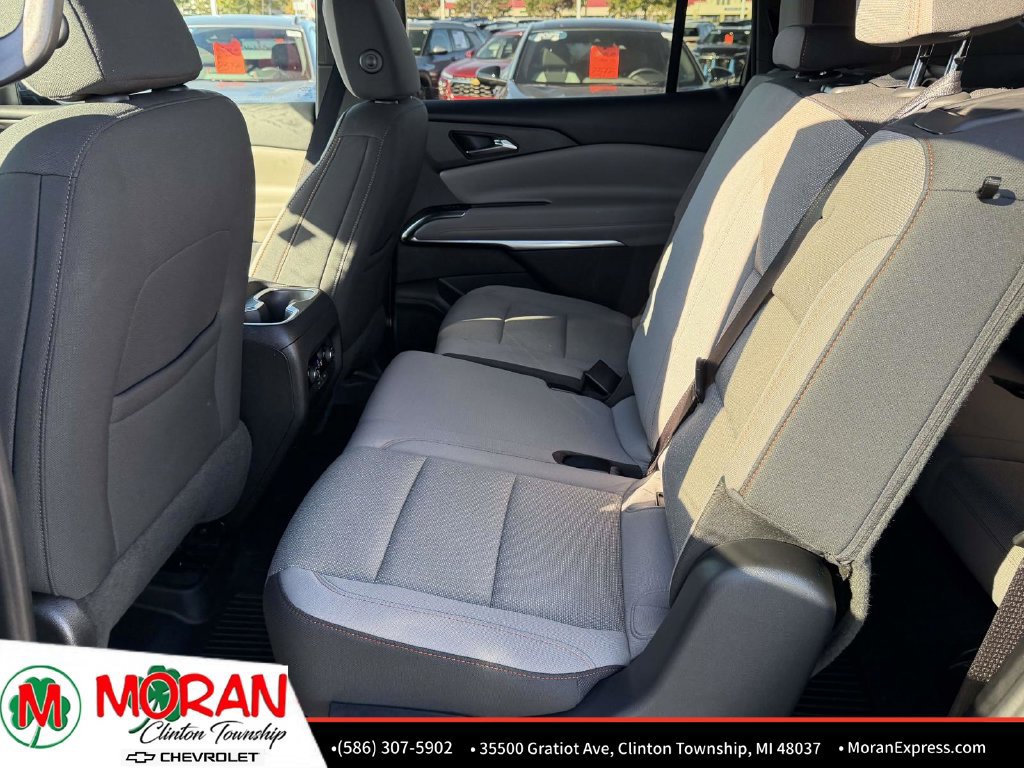 Used 2024 Chevrolet Traverse LT w/ LPO, Floor Liner Package FWD image 14