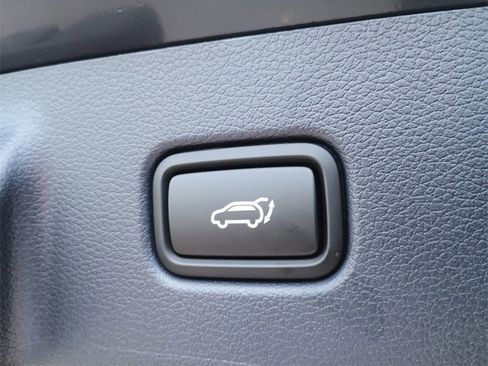 Used 2024 Hyundai Palisade Calligraphy image 18