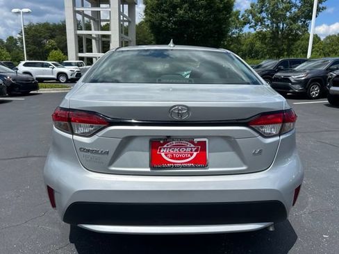 Used 2022 Toyota Corolla LE FWD image 8