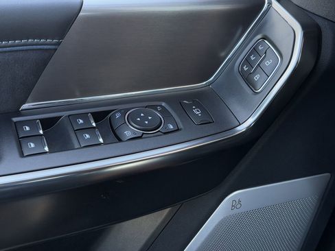 New 2026 Ford F250 Platinum w/ FX4 Off-Road Package image 57