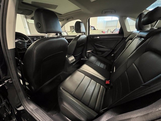 Used 2021 Volkswagen Jetta SE FWD image 15