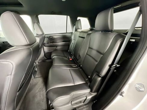 Used 2023 Honda Passport EX-L image 25