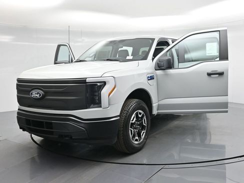 New 2024 Ford F150 Lightning Pro image 30