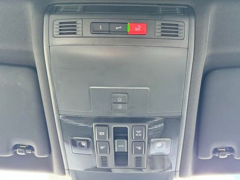 Used 2024 Volkswagen Tiguan SE R-Line AWD/4WD image 58