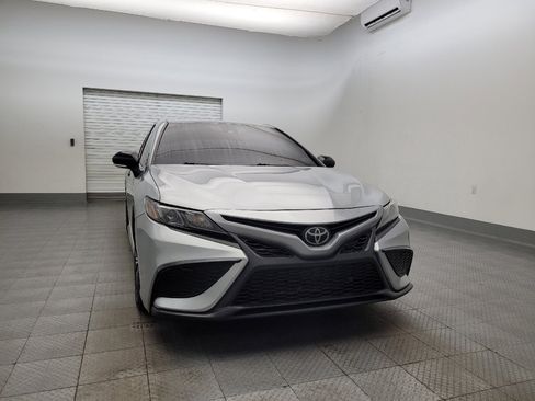 Used 2022 Toyota Camry SE image 14