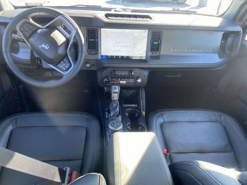 New 2025 Ford Bronco Badlands image 10